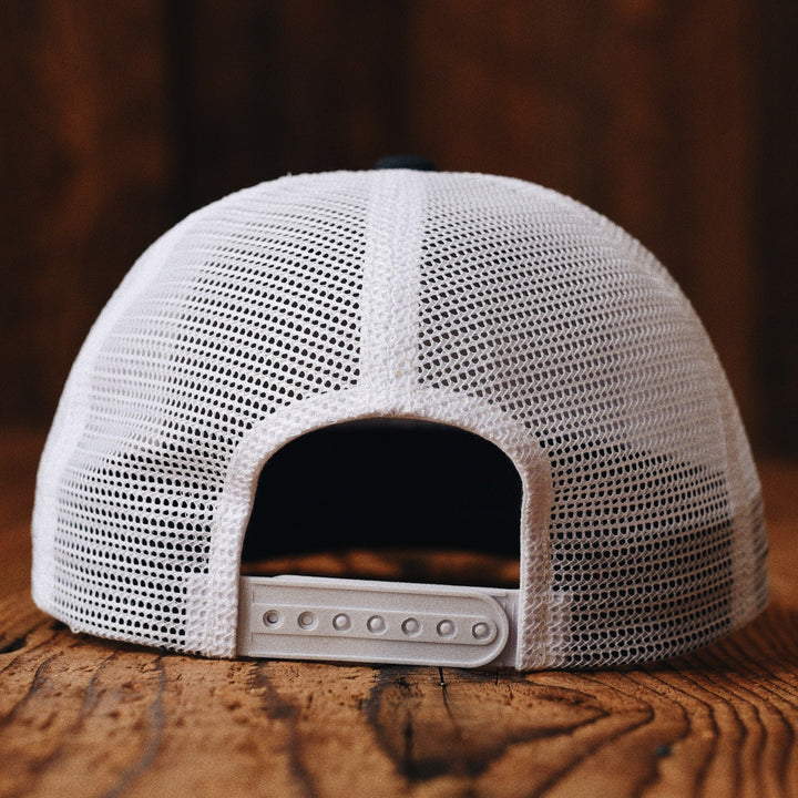 Essential Trucker Hat - Oshki